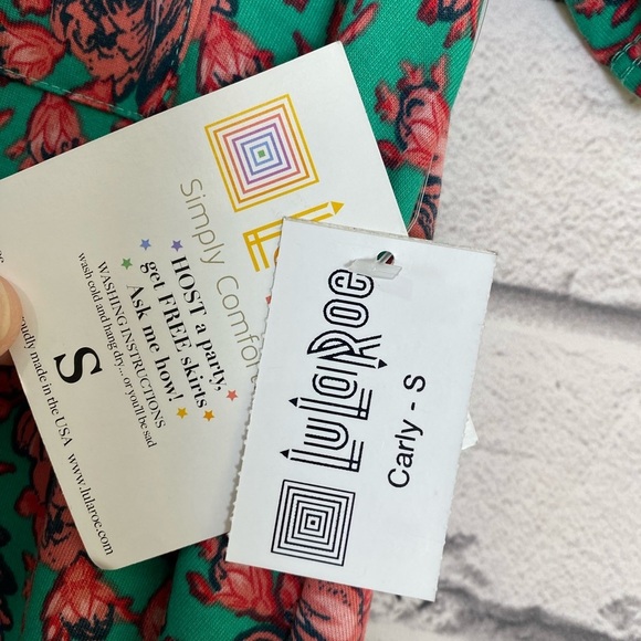 LuLaRoe Pink Floral Carly T Shirt Dress size Small - Picture 4 of 9